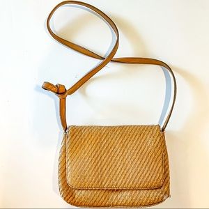 Trendy vintage straw wicker woven Fossil purse
